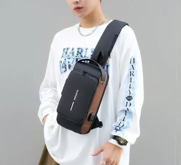 Chest Bag Multifunction Crossbody Sport Running Travel Sling Pack Anti theft USB Charge Shoulder Messenger Pack Luxury Brand
